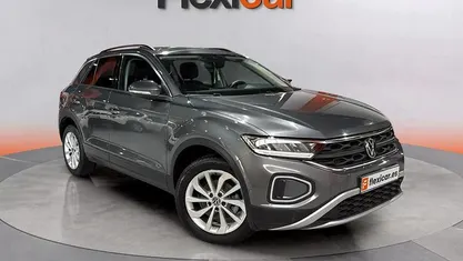 Usado 2023 VW T-Roc Life SUV | 19.990 € (Buen precio)