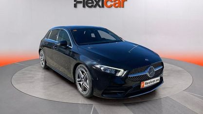 Usado Mercedes A200 163 CV (119 kW) 2018 Negro Utilitario
