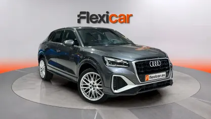 Usado Audi Q2 S-Line 150 CV (110 kW) 2024 Gris SUV