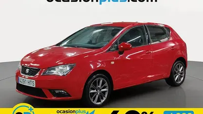 Usado Seat Ibiza I-Tech 86 CV (63 kW) 2013 Rojo Utilitario