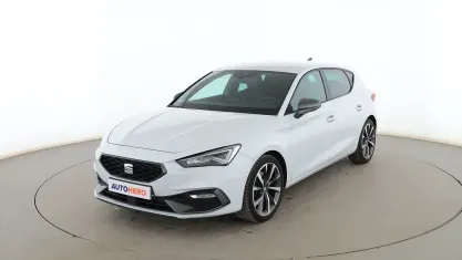 Usado Seat Leon FR 150 CV (110 kW) 2021 Blanco Berlina