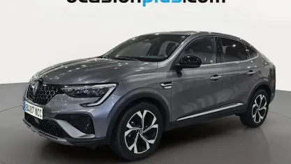 Usado Renault Arkana Techno 140 CV (102 kW) 2025 Gris SUV