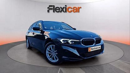 Usado BMW 320e 190 CV (139 kW) 2023 Negro Familiar