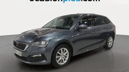 Gris Usado 2021 Skoda Scala Ambition Utilitario | 12.264 € (Buen precio)