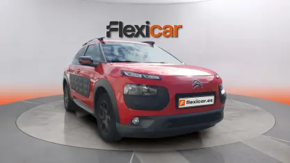 Usado Citroën C4 Feel 110 CV (80 kW) 2015 Rojo Berlina