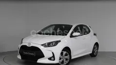 Usado 2024 Toyota Yaris Hybrid Active Berlina | 21.690 € (Precio justo)