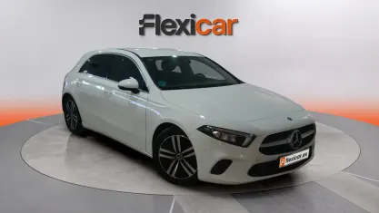 Usado Mercedes A180 116 CV (85 kW) 2019 Blanco Berlina