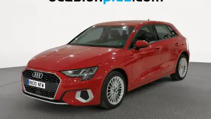 Usado Audi A3 Sportback Advanced 110 CV (80 kW) 2023 Rojo Utilitario