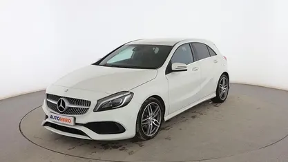 Usado Mercedes A200 AMG line 135 CV (99 kW) 2017 Blanco Utilitario