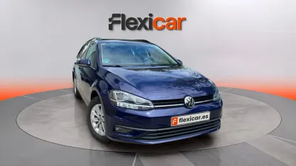 Usado VW Golf VII Advance 116 CV (85 kW) 2020 Azul Berlina