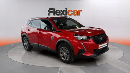 Usado Peugeot 2008 Allure 100 CV (73 kW) 2023 SUV