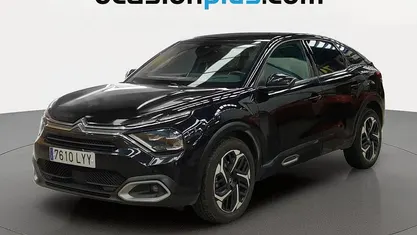 Käytetty Citroën C4 Shine 131 HP (96 kW) 2022 Musta Katumaasturi