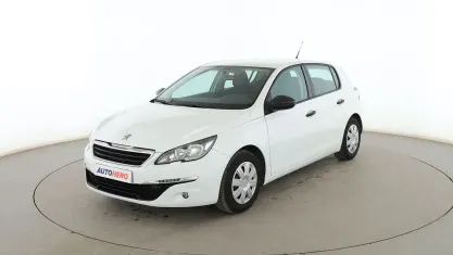 Usado Peugeot 308 Access 82 CV (60 kW) 2016 Blanco Berlina