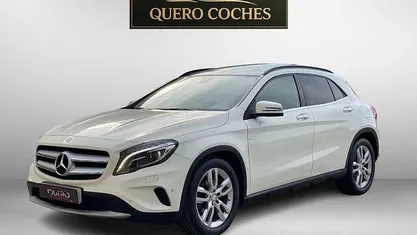 Blanco Usado 2015 Mercedes GLA200 Urban SUV | 14.990 € (Buen precio)