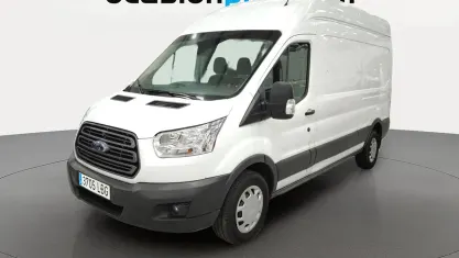 Usado Ford Transit Trend 131 CV (96 kW) 2019 Blanco Familiar