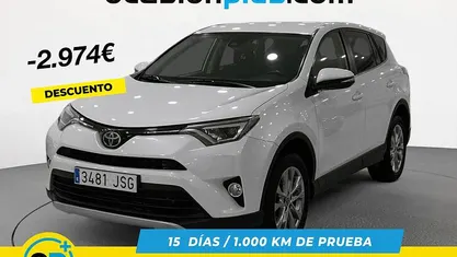 Blanco Usado 2016 Toyota RAV4 Advance SUV | 19.926 € (Precio justo)