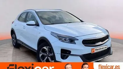 Usado Kia XCeed 120 CV (88 kW) 2019 Blanco SUV