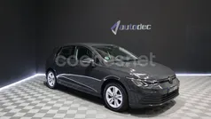 Gris / plata Usado 2022 VW Golf VIII Life Berlina | 23.900 € (Precio justo)