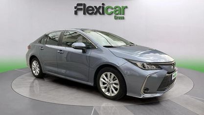 Usado Toyota Corolla Active 140 CV (102 kW) 2024 Azul Berlina