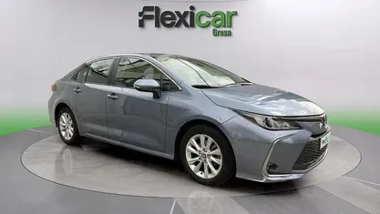 Usado Toyota Corolla Active 140 CV (102 kW) 2024 Azul Berlina