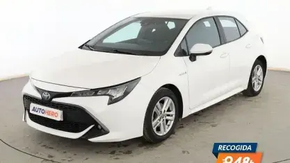 Usado Toyota Corolla Active 122 CV (89 kW) 2021 Blanco Berlina