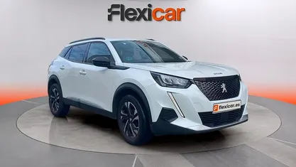 Usado Peugeot 2008 Allure 131 CV (96 kW) 2023 SUV