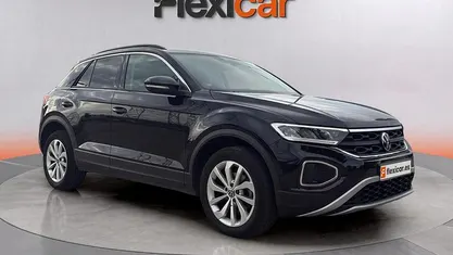 Negro Usado 2023 VW T-Roc Life SUV | 20.890 € (Buen precio)