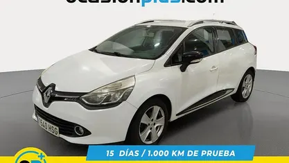 Blanco Usado 2013 Renault Clio GrandTour Dynamique Familiar | 6890 € (Precio justo)