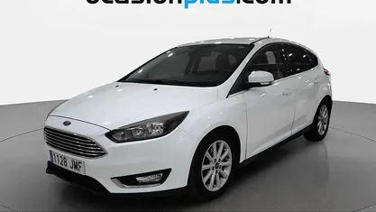 Käytetty Ford Focus Titanium 150 HP (110 kW) 2016 Valkoinen Viistoperä