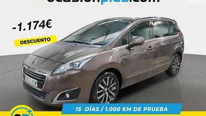 Marrón Usado 2015 Peugeot 5008 Allure SUV | 10.176 € (Precio justo)