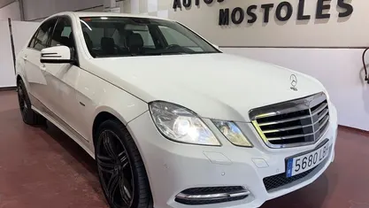 Usado Mercedes E350 Avantgarde 265 CV (194 kW) 2011 Blanco Berlina