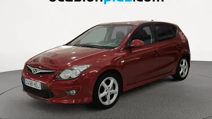 Usado Hyundai i30 Comfort 90 CV (66 kW) 2011 Berlina