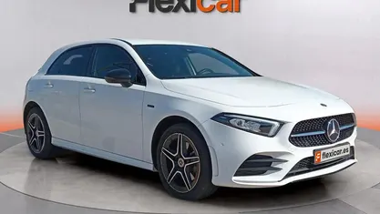 Blanco Usado 2021 Mercedes A250 Berlina | 22.690 € (Precio justo)