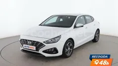 Blanco Usado 2021 Hyundai i30 Berlina | 15.899 € (Buen precio)