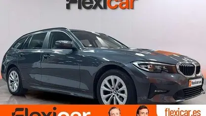 Gris Usado 2020 BMW 318 Familiar | 18.590 € (Buen precio)