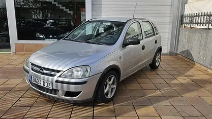 Usado Opel Corsa Enjoy 70 CV (51 kW) 2005 Utilitario