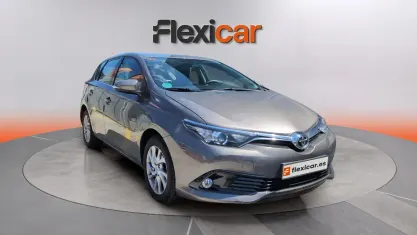 Brugt Toyota Auris Active 116 HK (85 kW) 2017 Grå Sedan