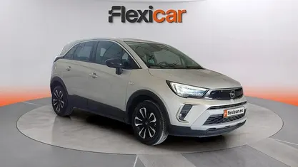 Usado Opel Crossland X Elegance 131 CV (96 kW) 2024 SUV