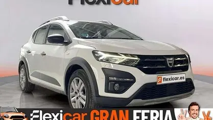 Usado Dacia Sandero Comfort 101 CV (74 kW) 2021 Utilitario