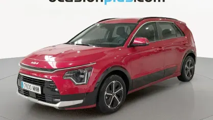 Usado Kia Niro 141 CV (103 kW) 2024 Rojo SUV