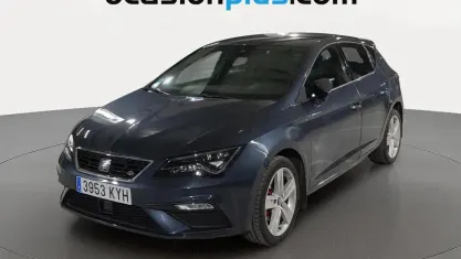 Usado Seat Leon FR 130 CV (95 kW) 2019 Gris Utilitario