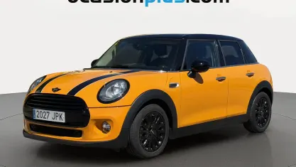 Usado Mini Cooper 116 CV (85 kW) 2016 Amarillo Utilitario