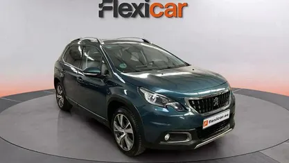Usado Peugeot 2008 Allure 131 CV (96 kW) 2017 SUV