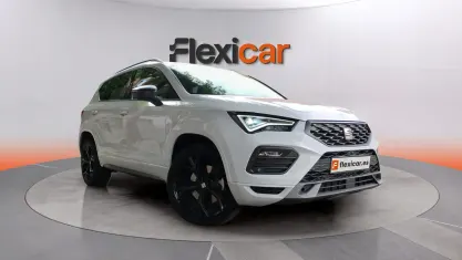 Usado Seat Ateca FR 150 CV (110 kW) 2025 Blanco SUV