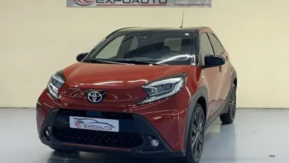 Usado Toyota Aygo X 72 CV (52 kW) 2023 Rojo SUV