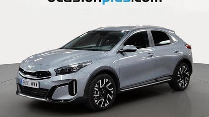 Usado Kia XCeed 140 CV (102 kW) 2024 Gris plata SUV