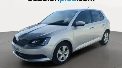 Usado Skoda Fabia Business Line 75 CV (55 kW) 2018 Gris plata Utilitario
