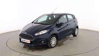 Usado Ford Fiesta Trend 82 HP (60 kW) 2015 Azul Sedan