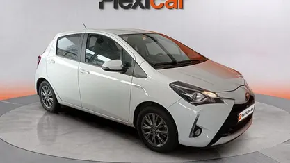 Usado Toyota Yaris Hybrid Active 100 CV (73 kW) 2020 Utilitario