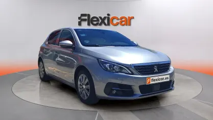 Usado Peugeot 308 Active 131 HP (96 kW) 2021 Cinzento Sedan
